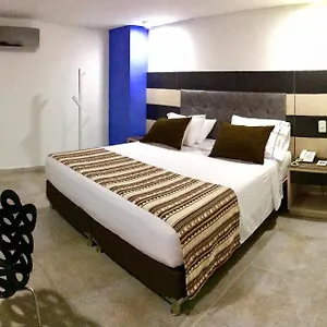 4* Hotel Parque 70