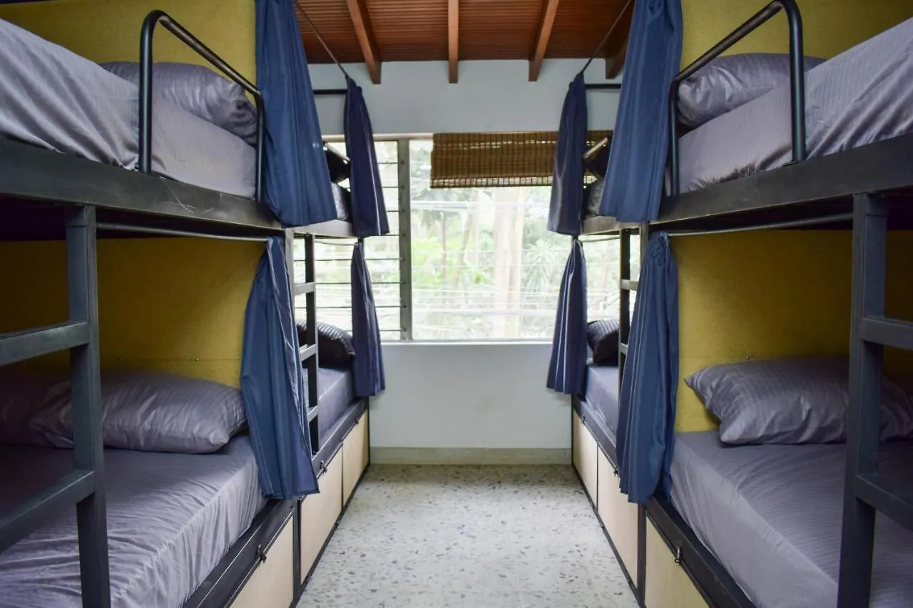 Area 51 Hostel Medellin Guest house