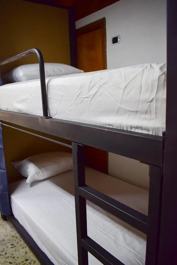 Area 51 Hostel Medellin Guest house